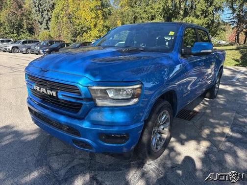2021 RAM 1500 Laramie Crew Cab 4x4 57' Box