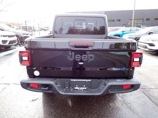 Black Clearcoat 2026 Jeep Gladiator Sport