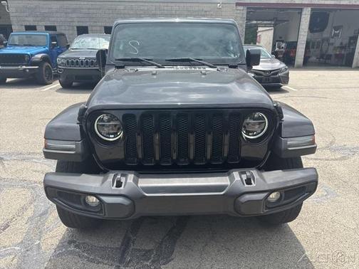 2021 Jeep Wrangler Unlimited Sahara Altitude 4x4