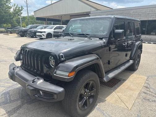 2021 Jeep Wrangler Unlimited Sahara Altitude 4x4