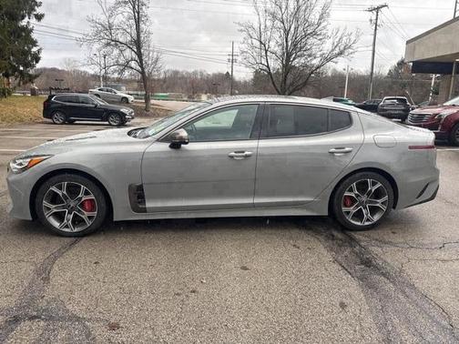 2019 Kia Stinger GT1