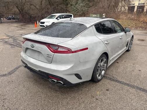 2019 Kia Stinger GT1