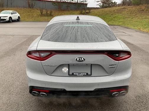 2019 Kia Stinger GT1