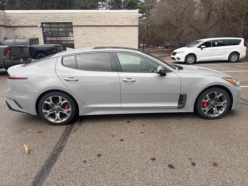 2019 Kia Stinger GT1