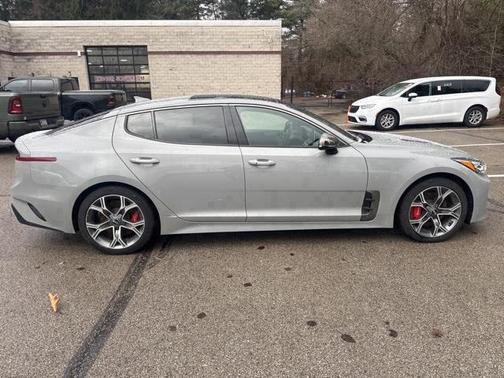 2019 Kia Stinger GT1