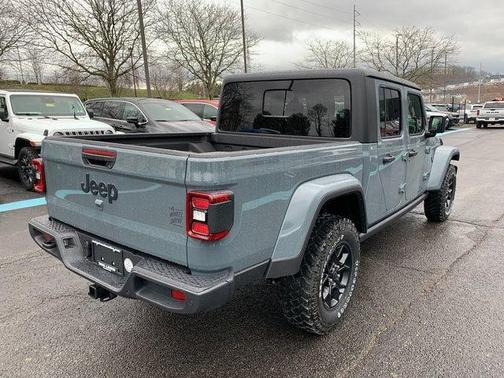 Anvil Clearcoat 2026 Jeep Gladiator Sport