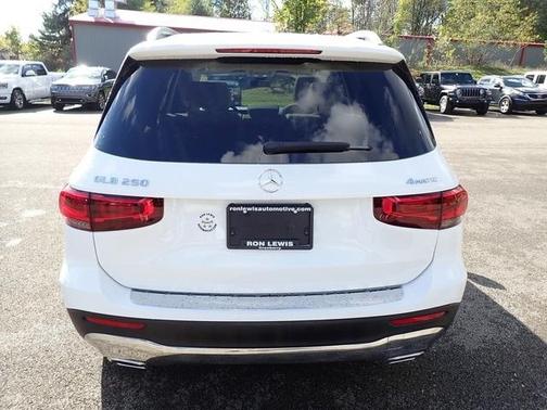 2022 Mercedes-Benz GLB 250 Base 4MATIC