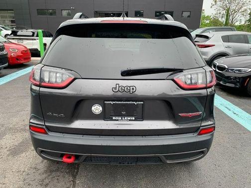 Granite Crystal Clearcoat Metallic 2022 Jeep Cherokee Trailhawk
