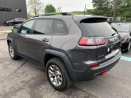 Granite Crystal Clearcoat Metallic 2022 Jeep Cherokee Trailhawk