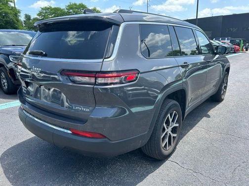 Metallic 2023 Jeep Grand Cherokee L Limited