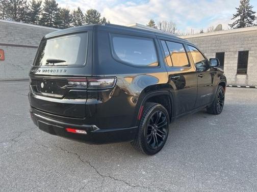 2023 Jeep Grand Wagoneer Series II