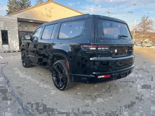 2023 Jeep Grand Wagoneer Series II