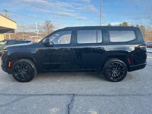 2023 Jeep Grand Wagoneer Series II