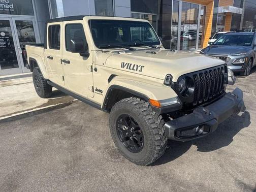 2022 Jeep Gladiator Sport