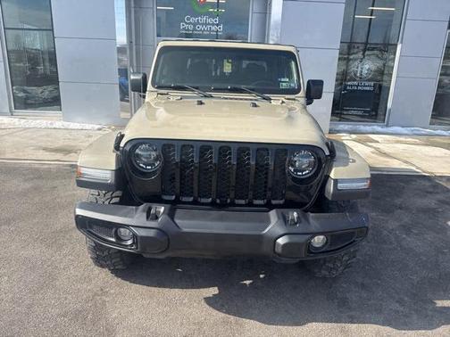 2022 Jeep Gladiator Sport