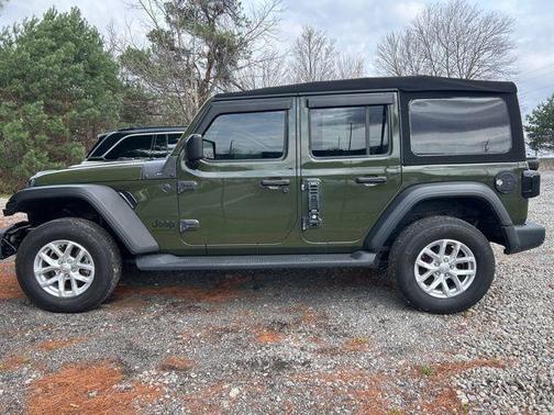 2023 Jeep Wrangler Sport