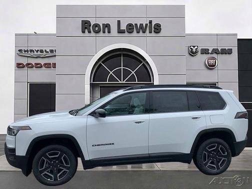Bright White Clearcoat 2026 Jeep Cherokee LAREDO/LIMITED