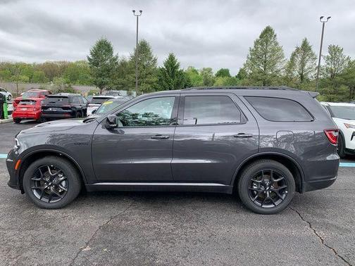 Vapor Gray 2026 Dodge Durango GT Plus HEMI V8