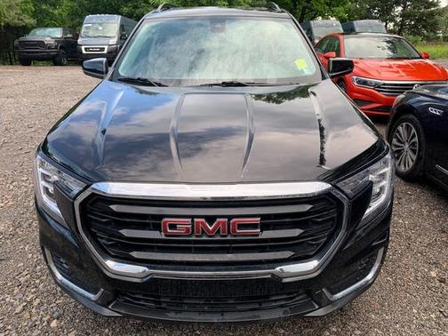 Ebony Twilight Metallic 2022 GMC Terrain SLE