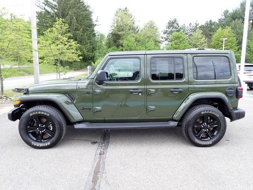 2021 Jeep Wrangler Unlimited Sahara Altitude 4x4