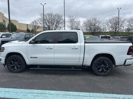 Bright White Clearcoat 2021 RAM 1500 Limited