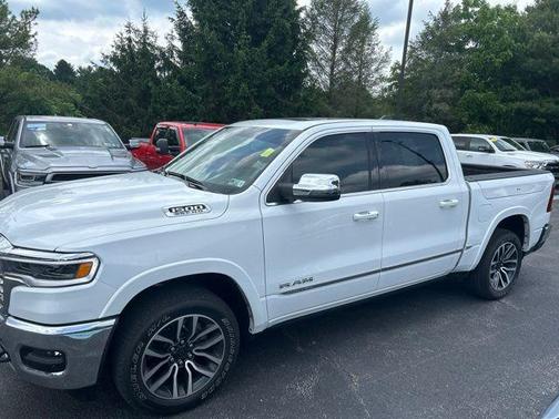 Bright White Clearcoat 2025 RAM 1500 Limited