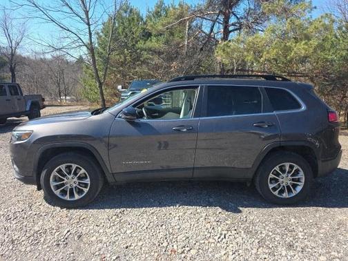 2022 Jeep Cherokee Latitude Lux