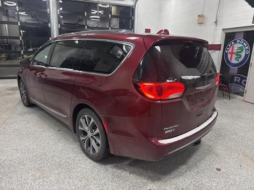 2017 Chrysler Pacifica Limited