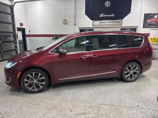 2017 Chrysler Pacifica Limited