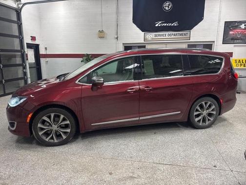 2017 Chrysler Pacifica Limited