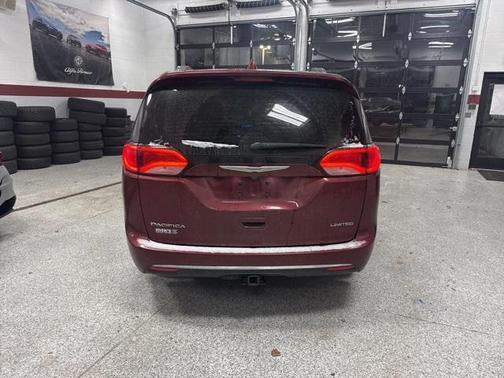 2017 Chrysler Pacifica Limited