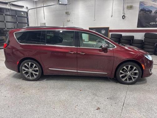 2017 Chrysler Pacifica Limited