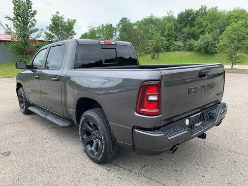 Granite Crystal Clearcoat Metallic 2026 RAM 1500 Express