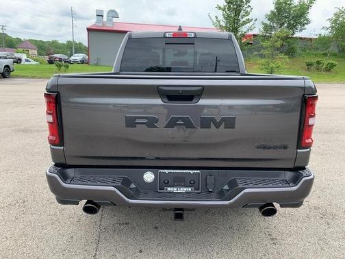 Granite Crystal Clearcoat Metallic 2026 RAM 1500 Express
