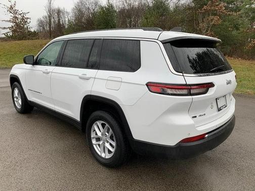 2022 Jeep Grand Cherokee L Laredo