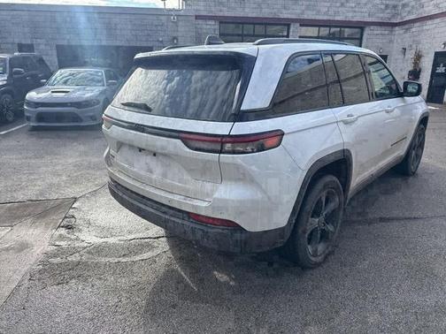 2023 Jeep Grand Cherokee Altitude