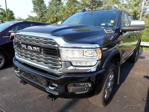 2019 RAM 2500 Limited Crew Cab 4x4 64' Box