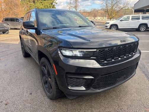 2023 Jeep Grand Cherokee Altitude
