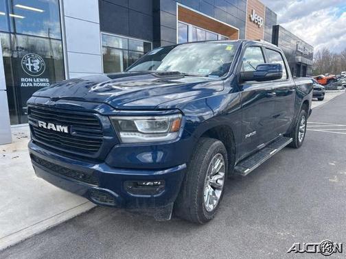 Patriot Blue Pearlcoat 2023 RAM 1500 Laramie