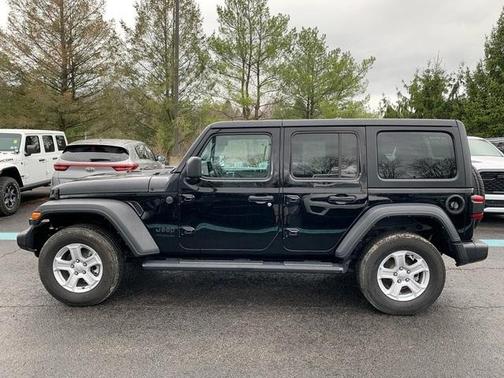 2022 Jeep Wrangler Unlimited Sport