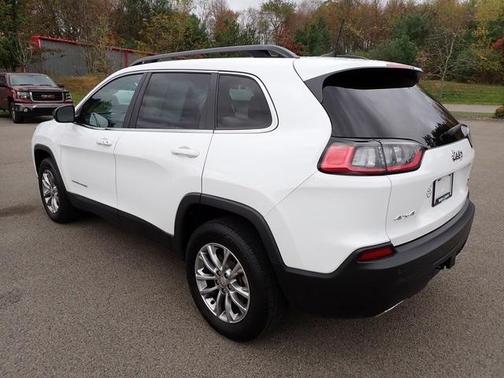 2022 Jeep Cherokee Latitude Lux