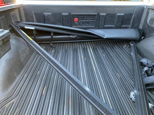 Bright Silver Clearcoat Metallic 2016 RAM 1500 Tradesman