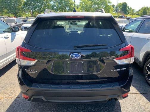 Crystal Black Silica 2021 Subaru Forester Premium