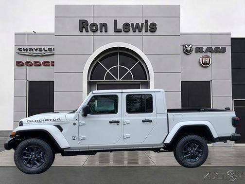 Bright White Clearcoat 2026 Jeep Gladiator 85th Anniversary Edition