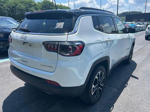 Bright White Clearcoat 2023 Jeep Compass Limited