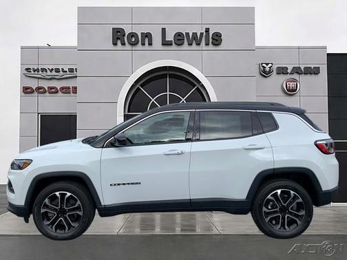 Bright White Clearcoat 2023 Jeep Compass Limited