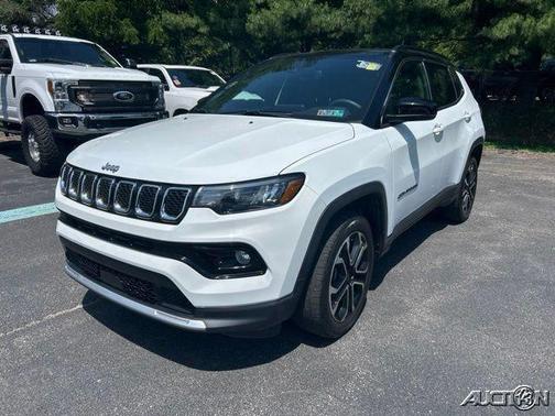 Bright White Clearcoat 2023 Jeep Compass Limited