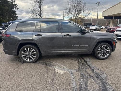 2022 Jeep Grand Cherokee L Overland