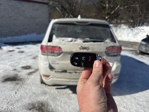 2020 Jeep Grand Cherokee Altitude