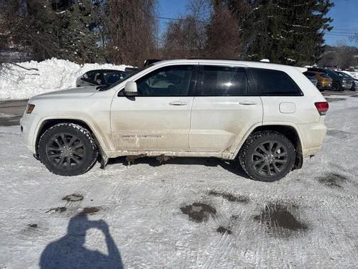 2020 Jeep Grand Cherokee Altitude